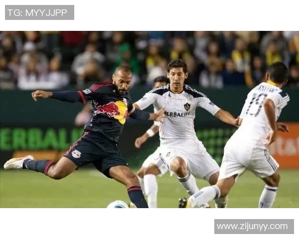 足球明星总决赛精彩瞬间回顾与经典时刻盘点 足球明星总决赛精彩瞬间回顾与经典时刻盘点